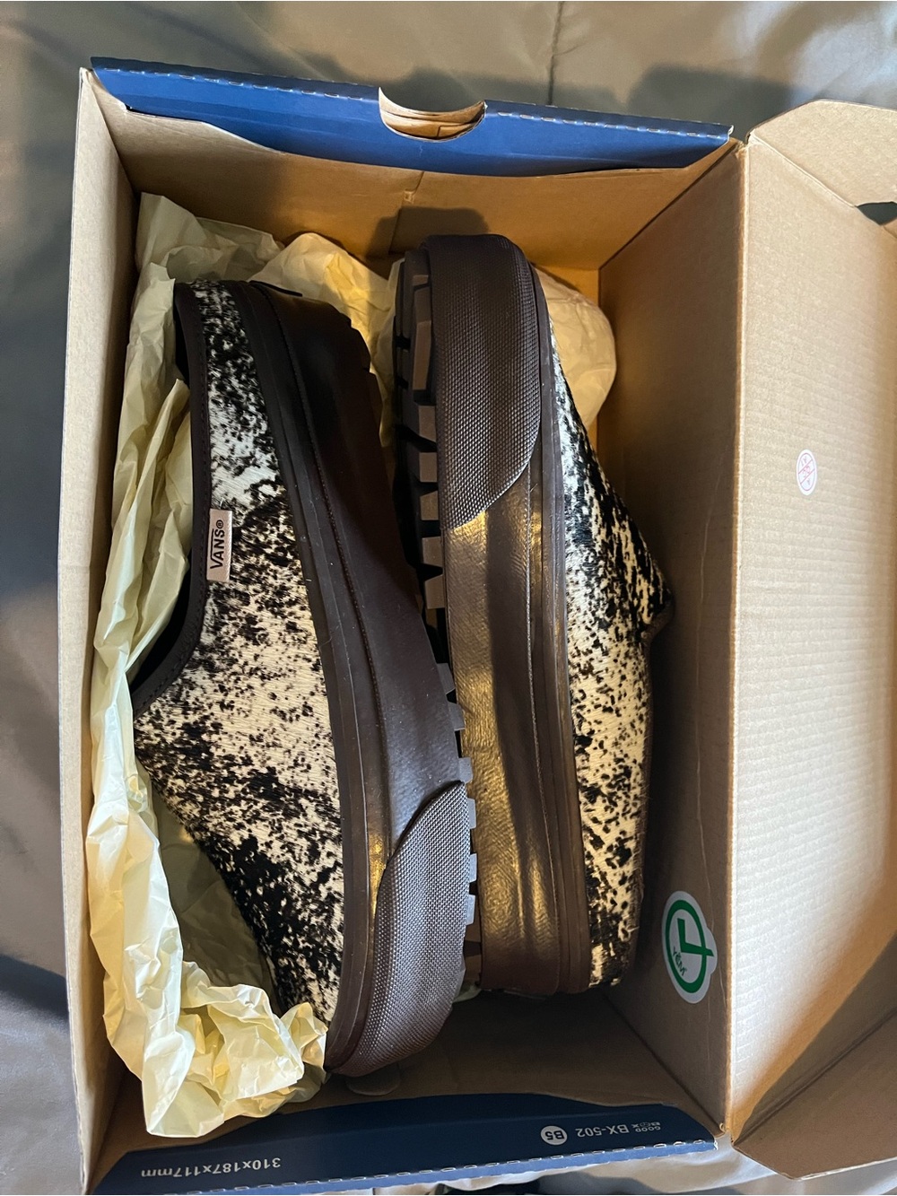 Vans Slip-On Mule in Chocolate - Picture 4 of 6
